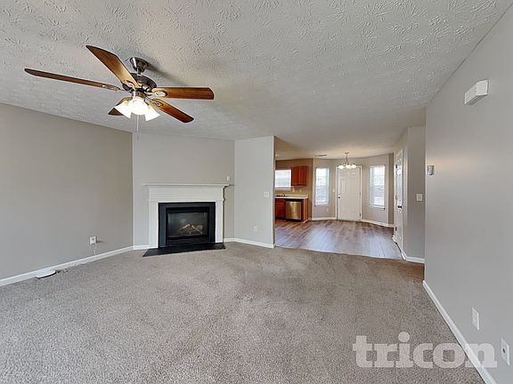 3rd image of 360 Springhaven Way