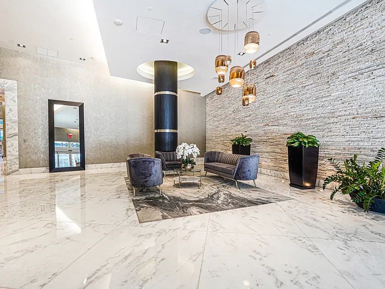 1250 S Miami Ave #812 — Photo 41