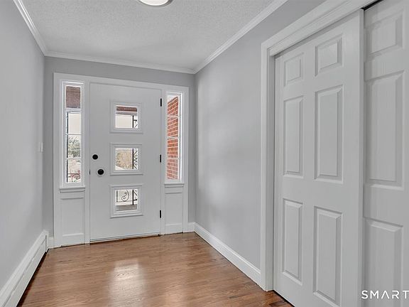 3rd image of 909 Randolph Road