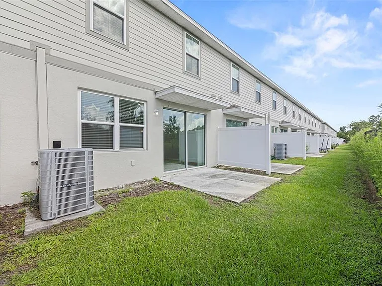 6321 Tillandsia Pl — Photo 32