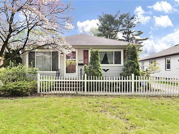 2nd image of 6635 Lawnwood Ave