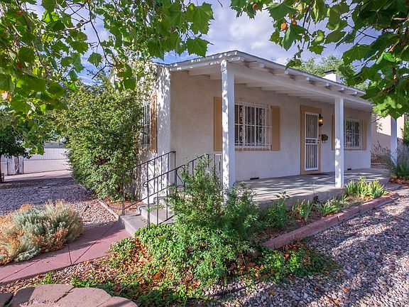 3rd image of 2901 Santa Clara Ave SE