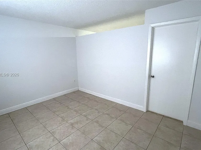 505 NW 177th St #121 — Photo 15