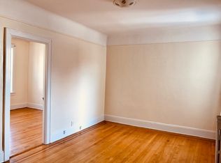 25-69 33rd St #C3, Astoria, NY 11102