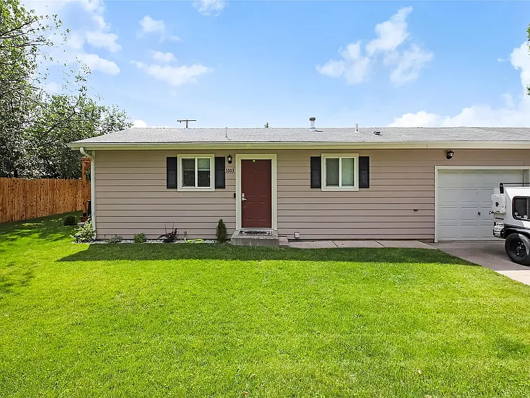 3303 Eaton St — Photo 15