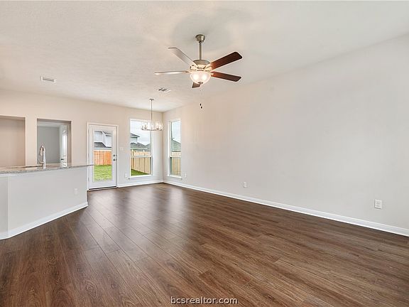 5th image of 218 Cross Ln