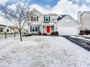 1903 Hartford Ln, Holland, OH