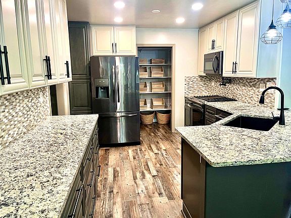 5th image of 8491 Wolf Pine Ln