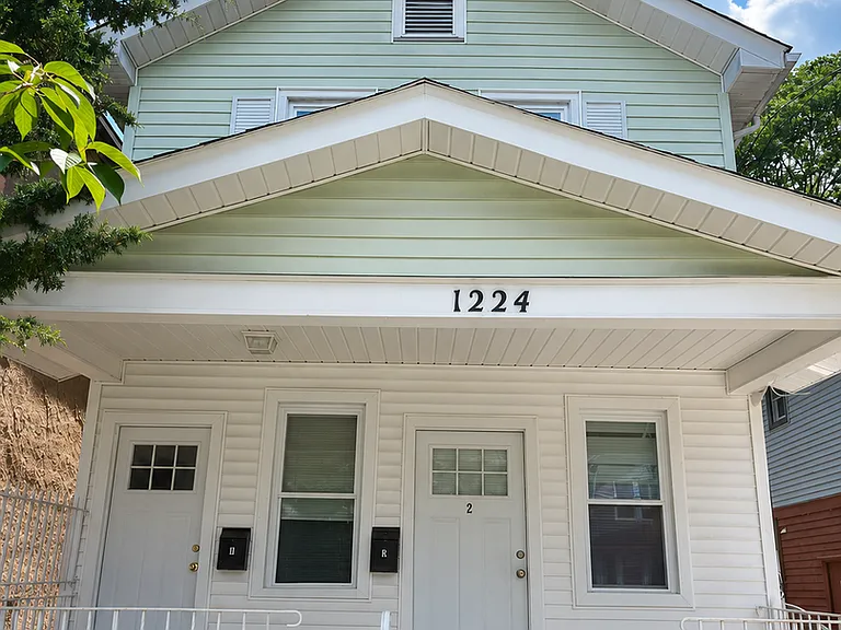 1224 Monroe Ave — Photo 1