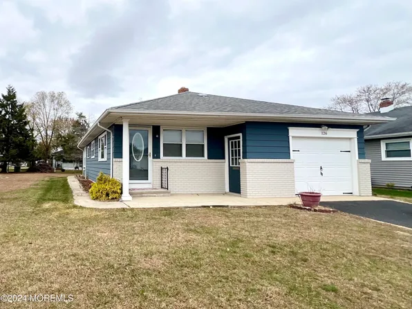 126 Barbuda Street, Toms River, NJ 08757