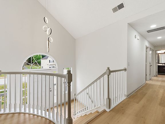 5th image of 1414 Paddocks Way