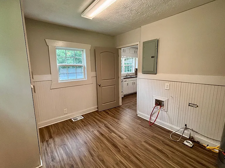 1791 Harbins Rd — Photo 19