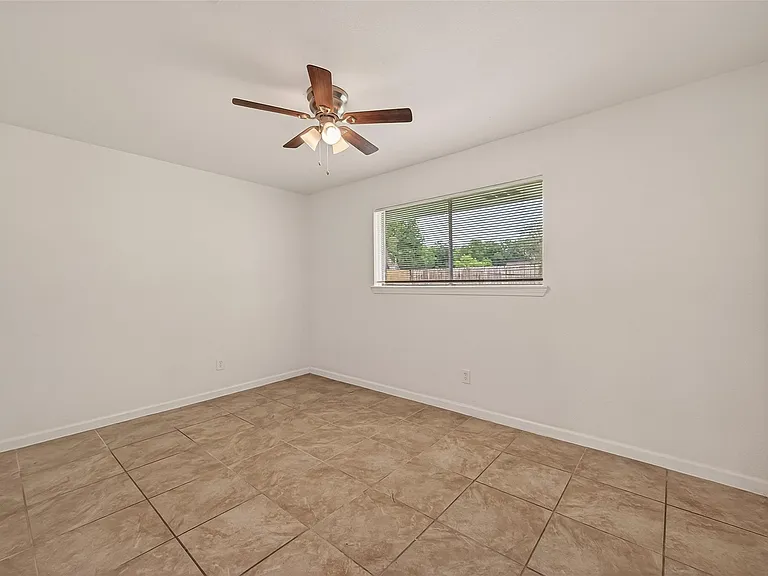 6311 Tall Willow Dr — Photo 29