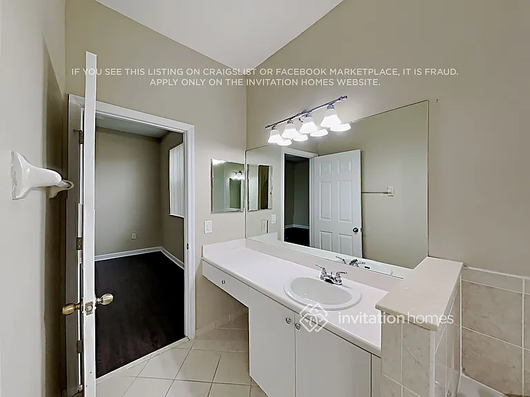 12947 SW 133rd Ter — Photo 15