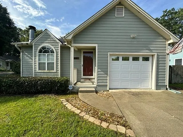 2 bed, 1254 sqft, $1,700 — Photo 2