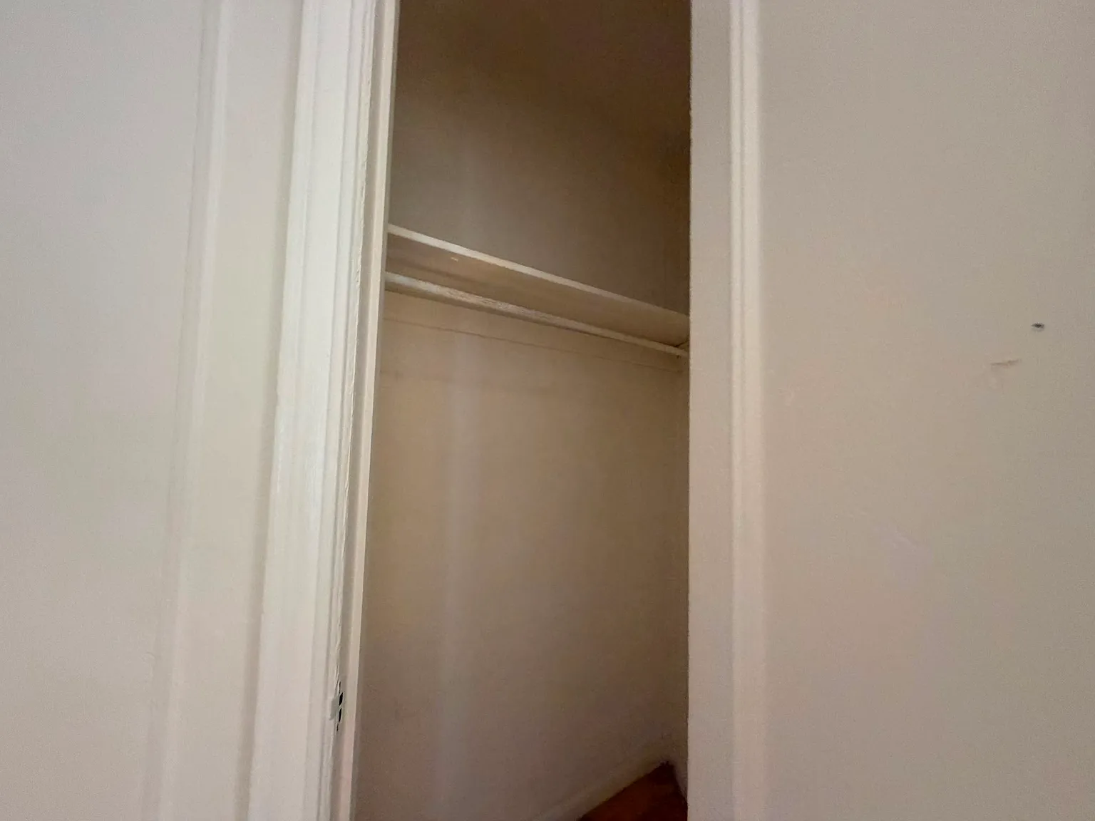 2 bed, 800 sqft, $2,997 — Photo 4