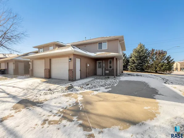 901 S Joseph Pl, Sioux Falls, SD 57106