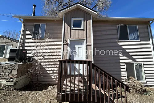 1850 W Mosier Pl Photo 1