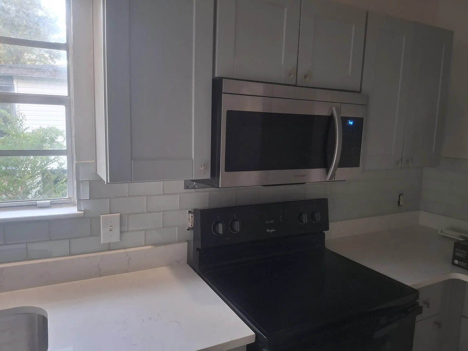 2122 N Gimon Cir — Photo 4