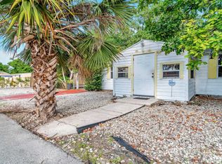 1021 Miner Rd, Lake Worth, FL 33462