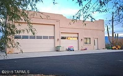 3rd image of 5201 N Melpomene Way