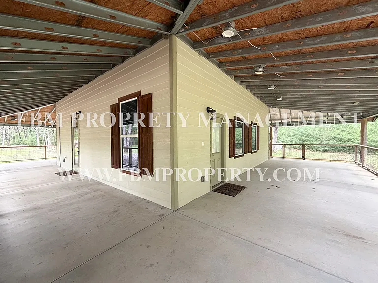 338 Post Oak Dr — Photo 4