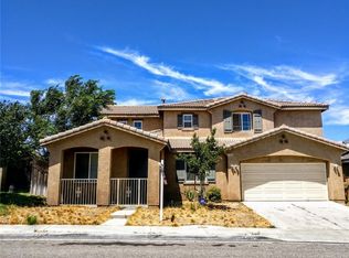9104 Seal Beach Dr, Hesperia, CA 92344