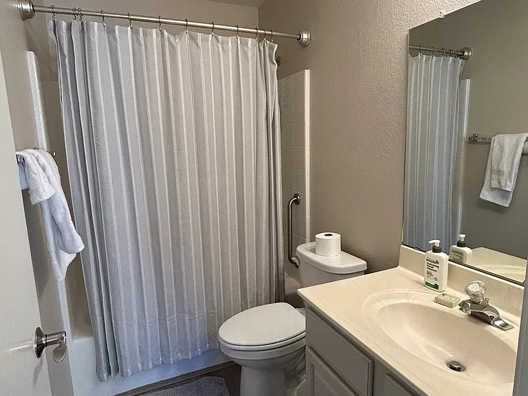 14300 W Bell Rd #461 — Photo 8