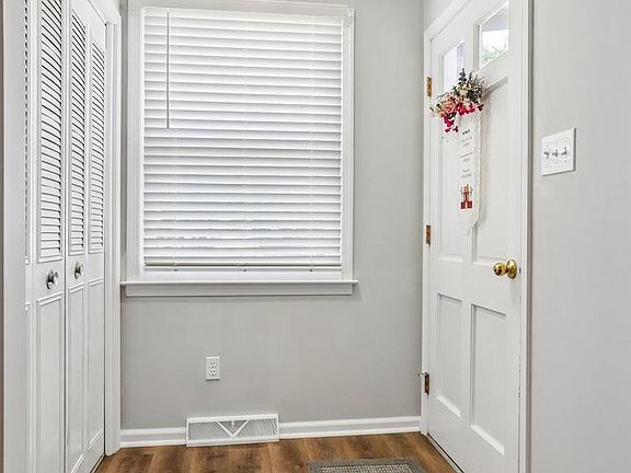 2nd image of 6 Woodland Ave