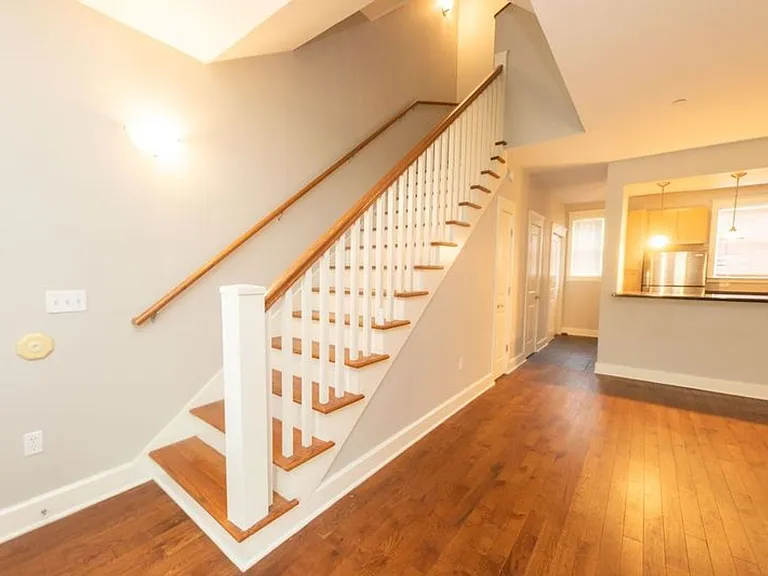 240 N Washington St — Photo 8