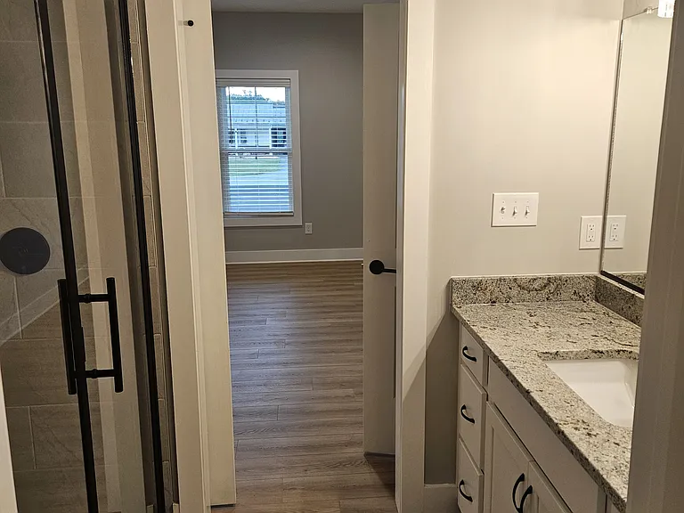 77 Shelor Dr #C — Photo 8