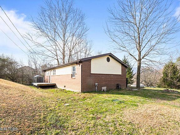 4th image of 491 Tionesta Dr