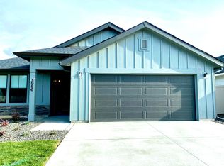 3956 N Amberwood Ave, Meridian, ID 83646