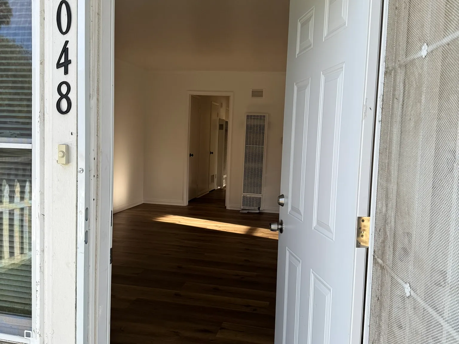 2 bed, 881 sqft, $2,800 — Photo 4