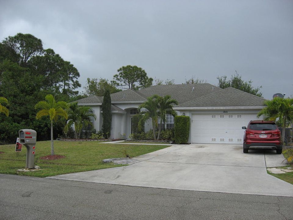 1st image of 1841 SE Aires Ln