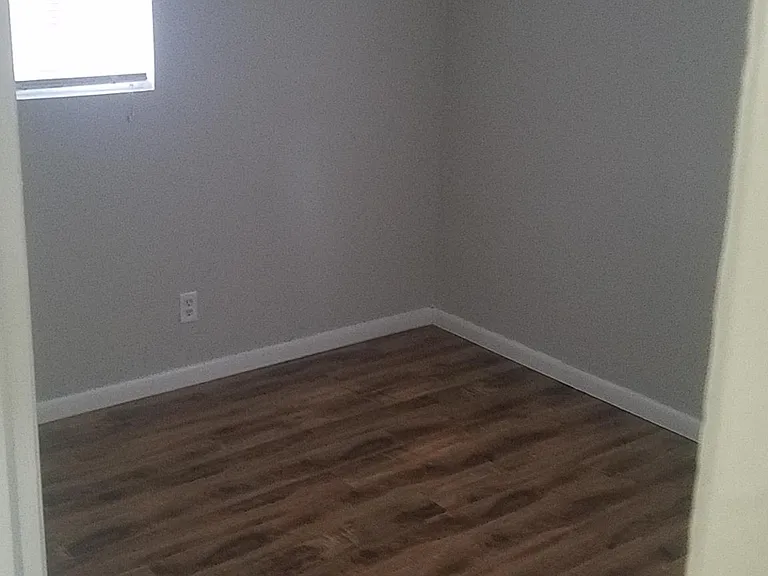 816 Moon Rd #D — Photo 5