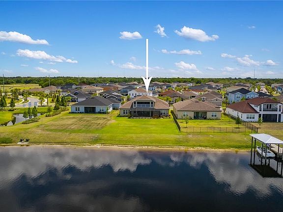 3rd image of 11609 Lake Lucaya Dr