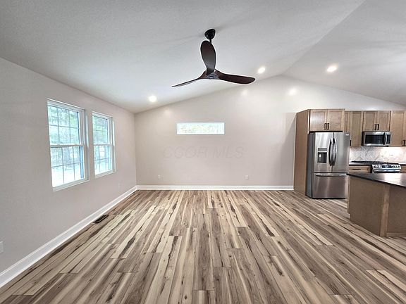 3rd image of 2116 Apple Valley Dr