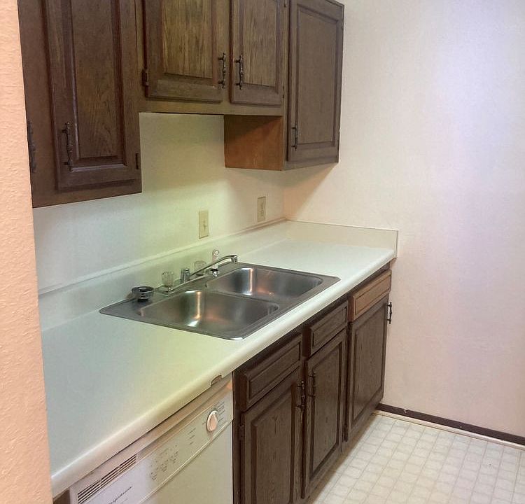 6824 Camden Ln Groves TX Zillow