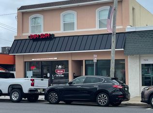 7315 Ventnor Ave, Ventnor City, NJ 08406