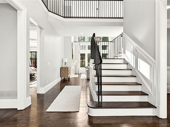 4th image of 5759 Riverside Dr