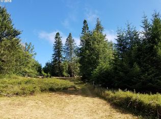 55161 Maple Heights Rd, Coquille, OR 97423