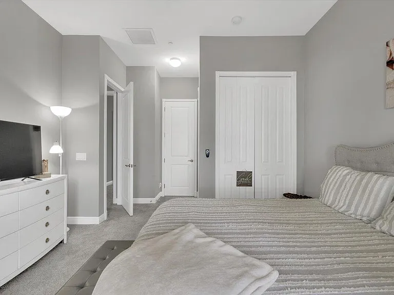 502 Del Sol Cir — Photo 47
