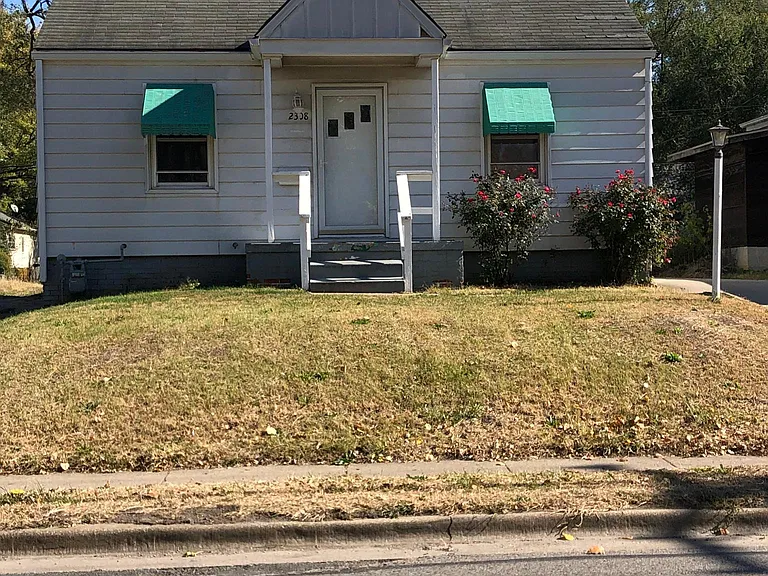 2308 S 11th St — Photo 64
