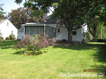 2nd image of 70 Prentice Rd