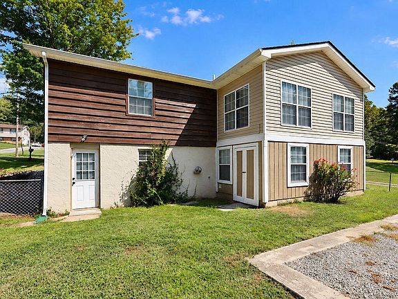 5th image of 370 Homestead Cir NE