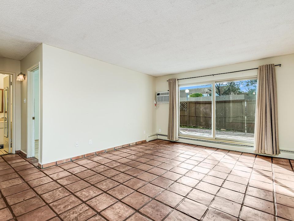 1st image of 155 Calle Ojo Feliz Unit B