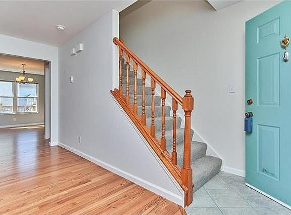 4th image of 5036 Bischoff Ave