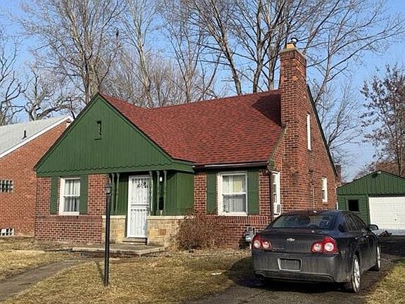 2nd image of 15834 Evergreen Rd