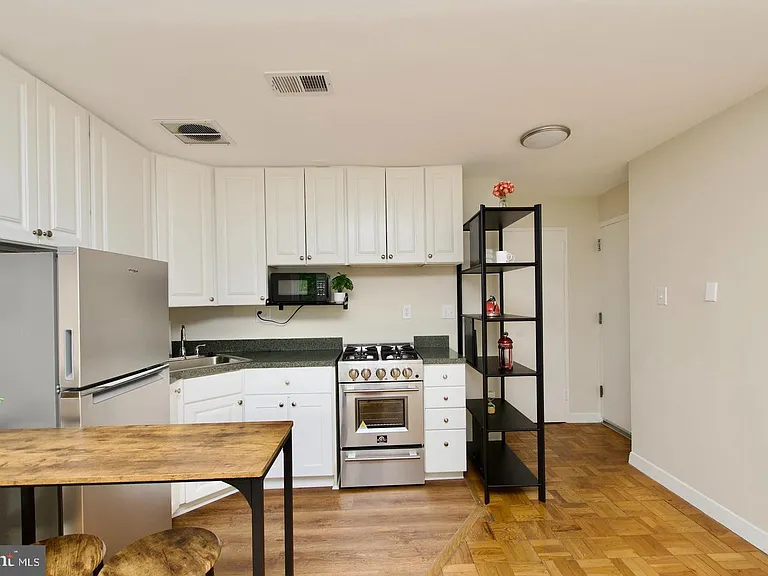 4840 Macarthur Blvd NW #504 — Photo 14